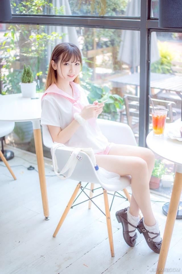 真挚的友谊，不会因时间的阻隔而冲淡。昔日的承诺，也不会因漫长的岁月而改变